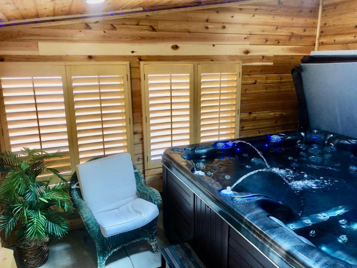 Blue Bear Den 3Br 2Ba Dtc Private Apt Hot Tub Экстерьер фото