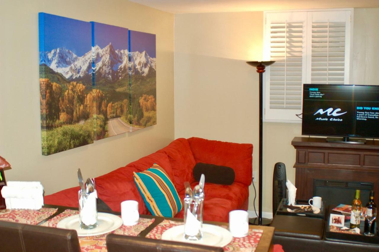 Blue Bear Den 3Br 2Ba Dtc Private Apt Hot Tub Экстерьер фото